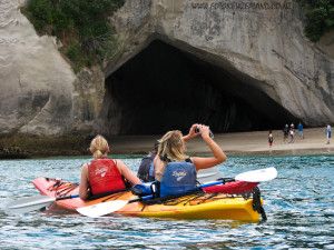 kayaking-hahei-cathedral-cove