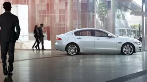 Как часто автомобилям Jaguar необходимо сервисное обслуживание