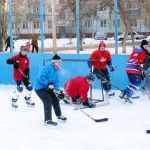 Дворовый хоккей